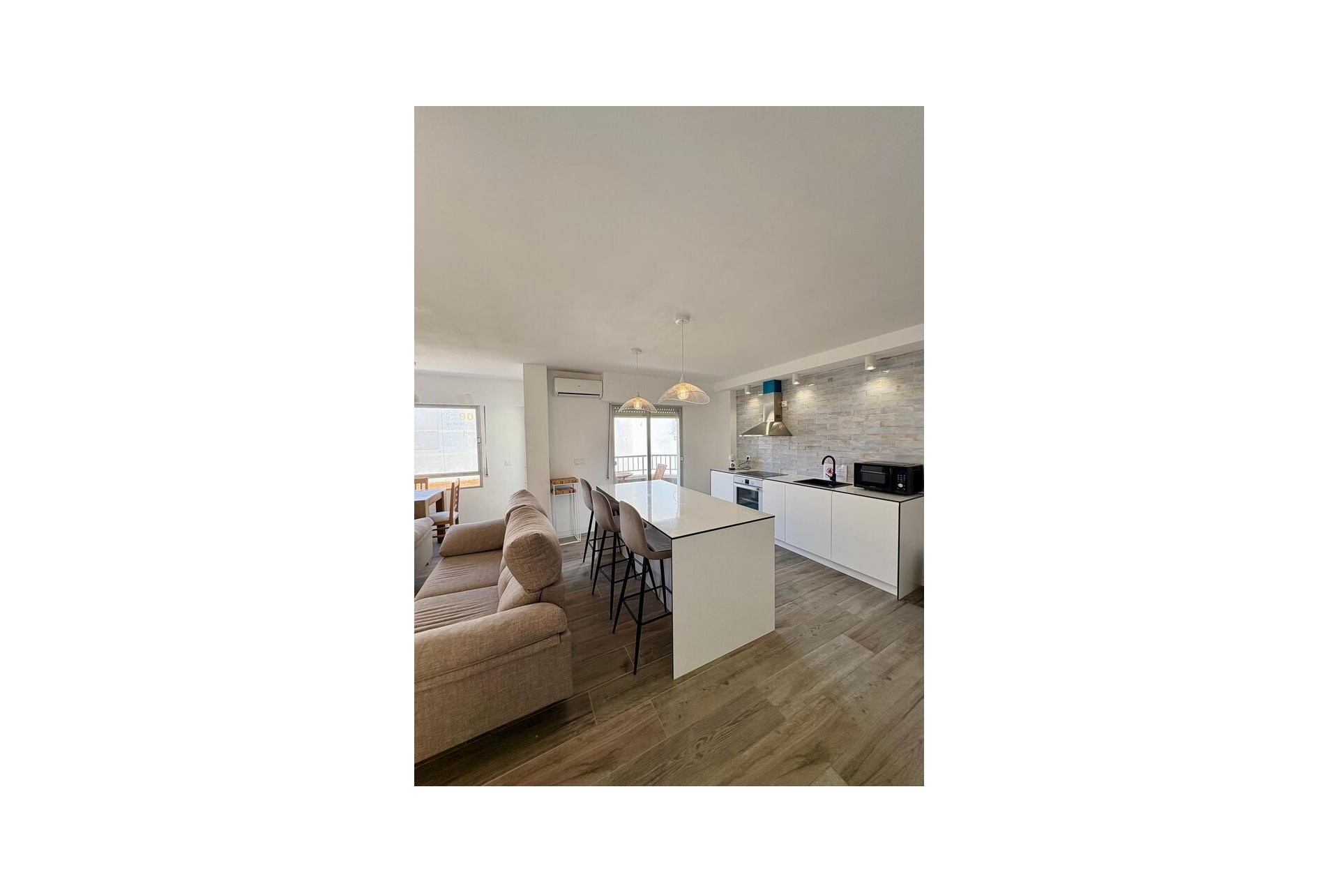 Återförsäljning - Apartment -
Torrevieja - Costa Blanca