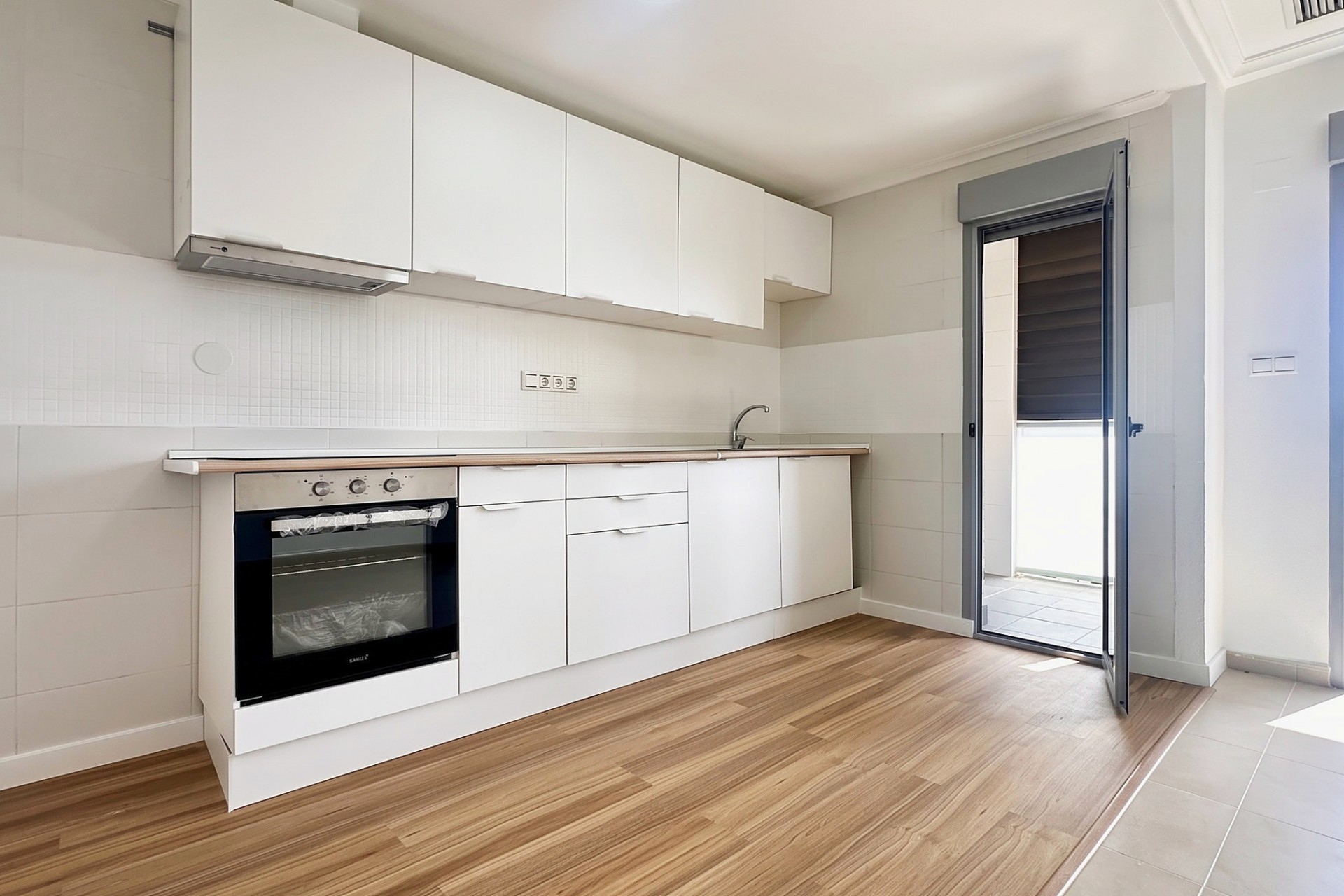 Återförsäljning - Apartment -
Torrevieja - Costa Blanca
