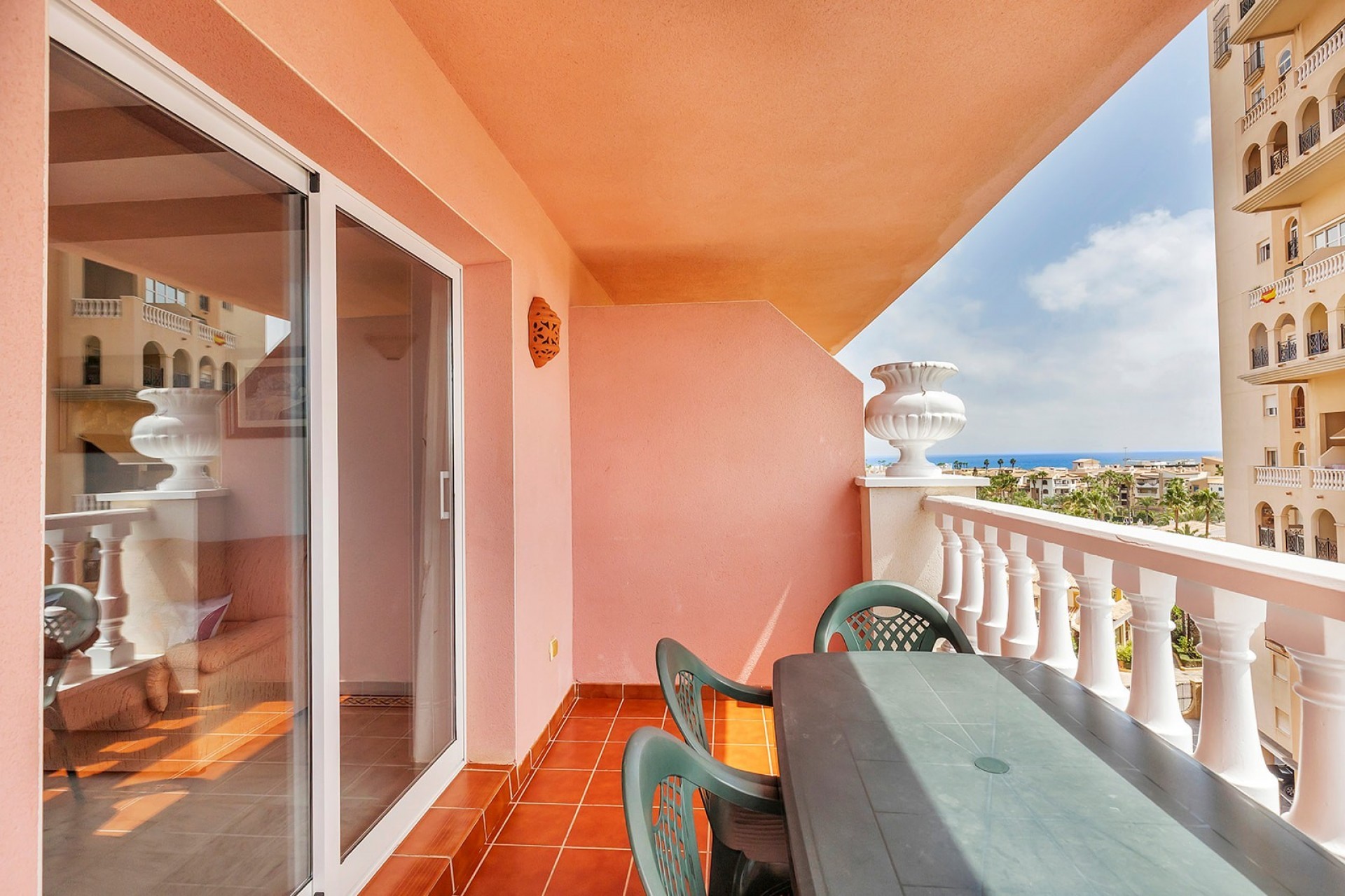 Återförsäljning - Apartment -
Torrevieja - Costa Blanca