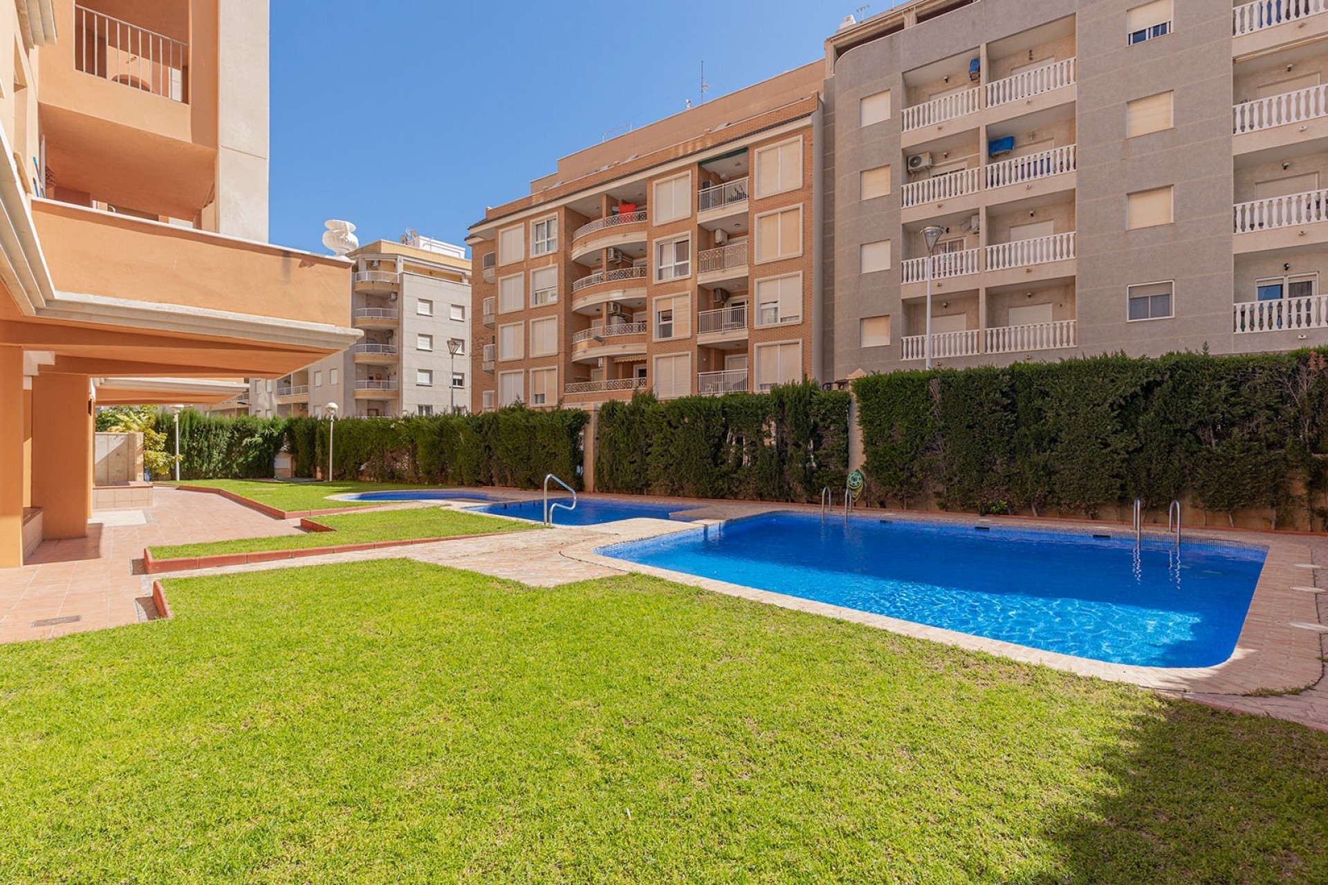 Återförsäljning - Apartment -
Torrevieja - Costa Blanca