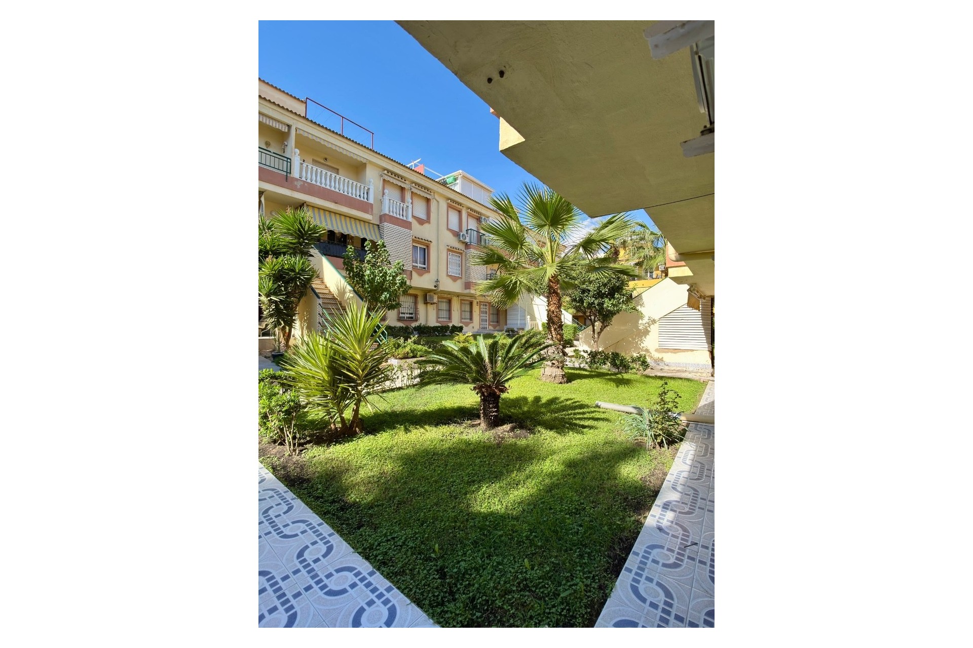 Återförsäljning - Apartment -
Torrevieja - Costa Blanca