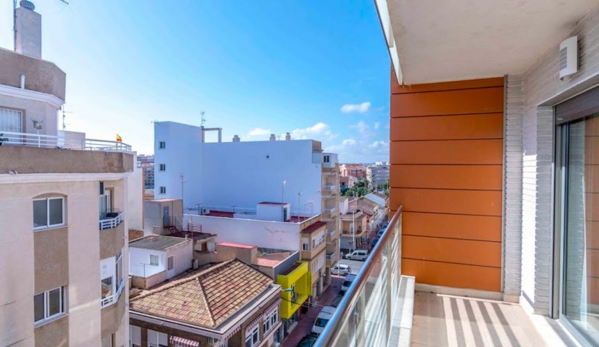 Återförsäljning - Apartment -
Torrevieja - Costa Blanca