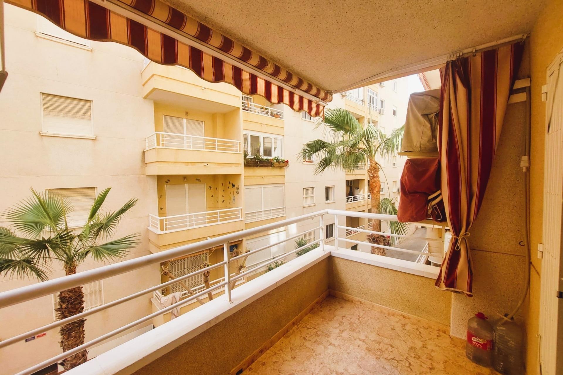 Återförsäljning - Apartment -
Torrevieja - Costa Blanca