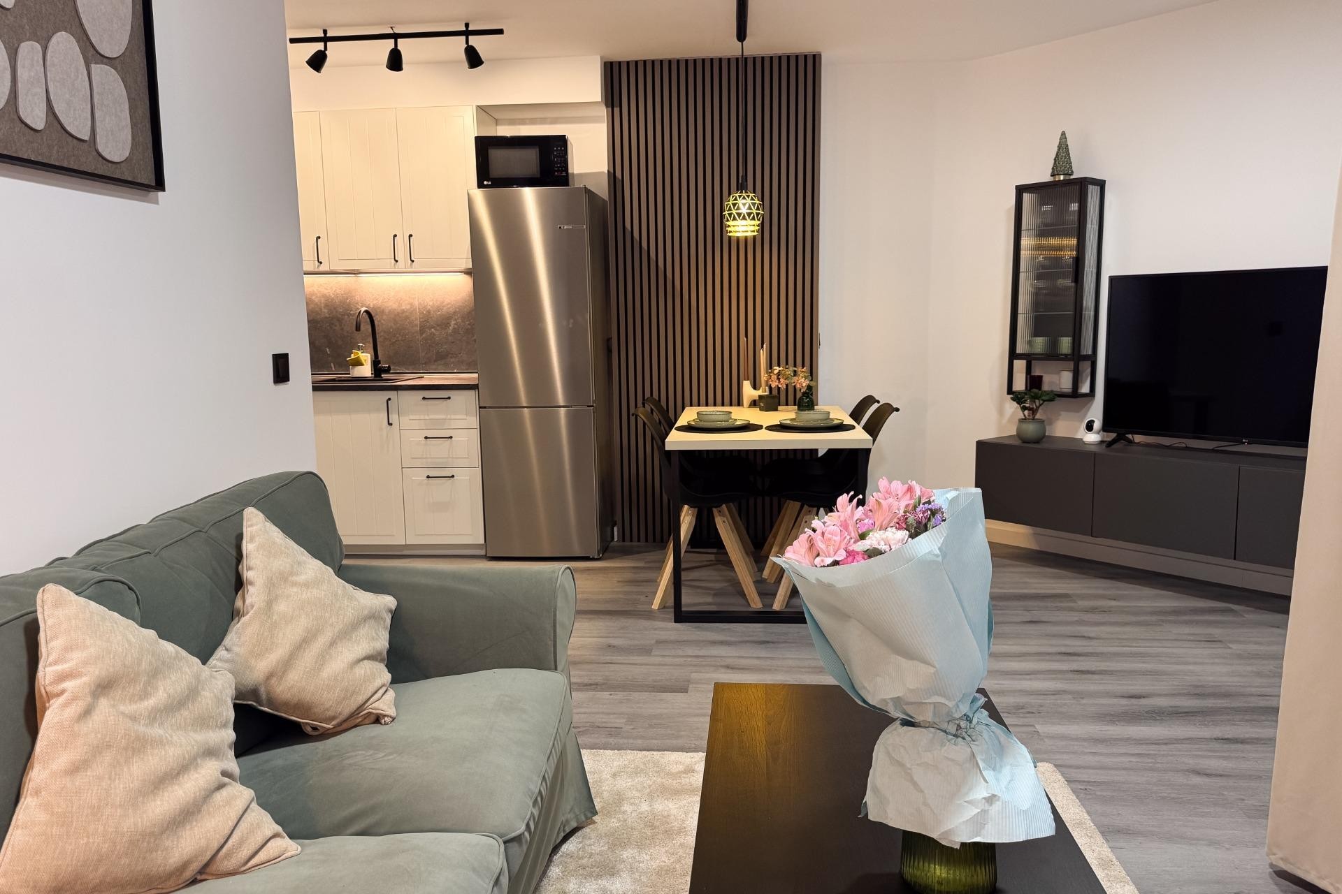 Återförsäljning - Apartment -
Torrevieja - Curva Del Palangre