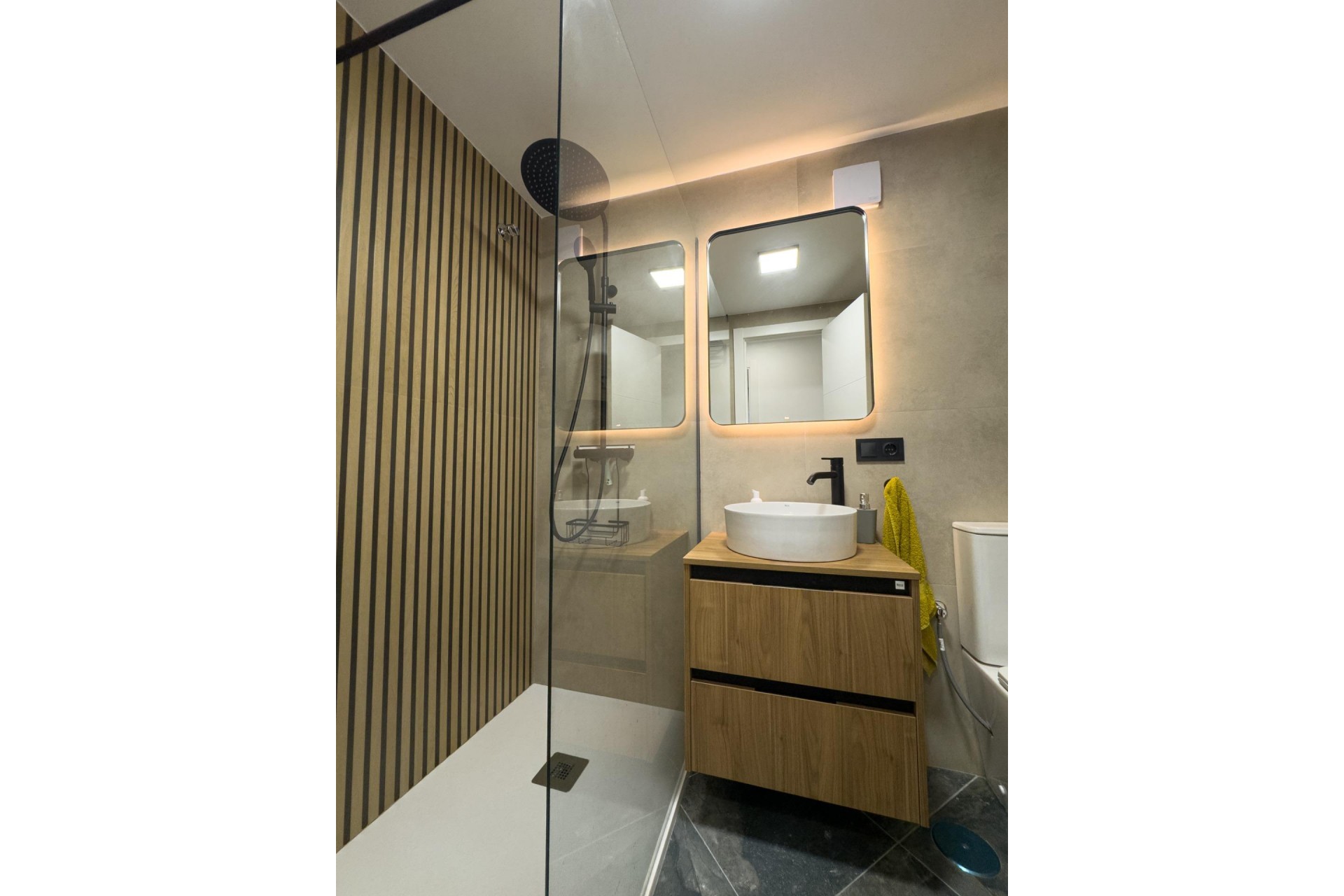 Återförsäljning - Apartment -
Torrevieja - Curva Del Palangre