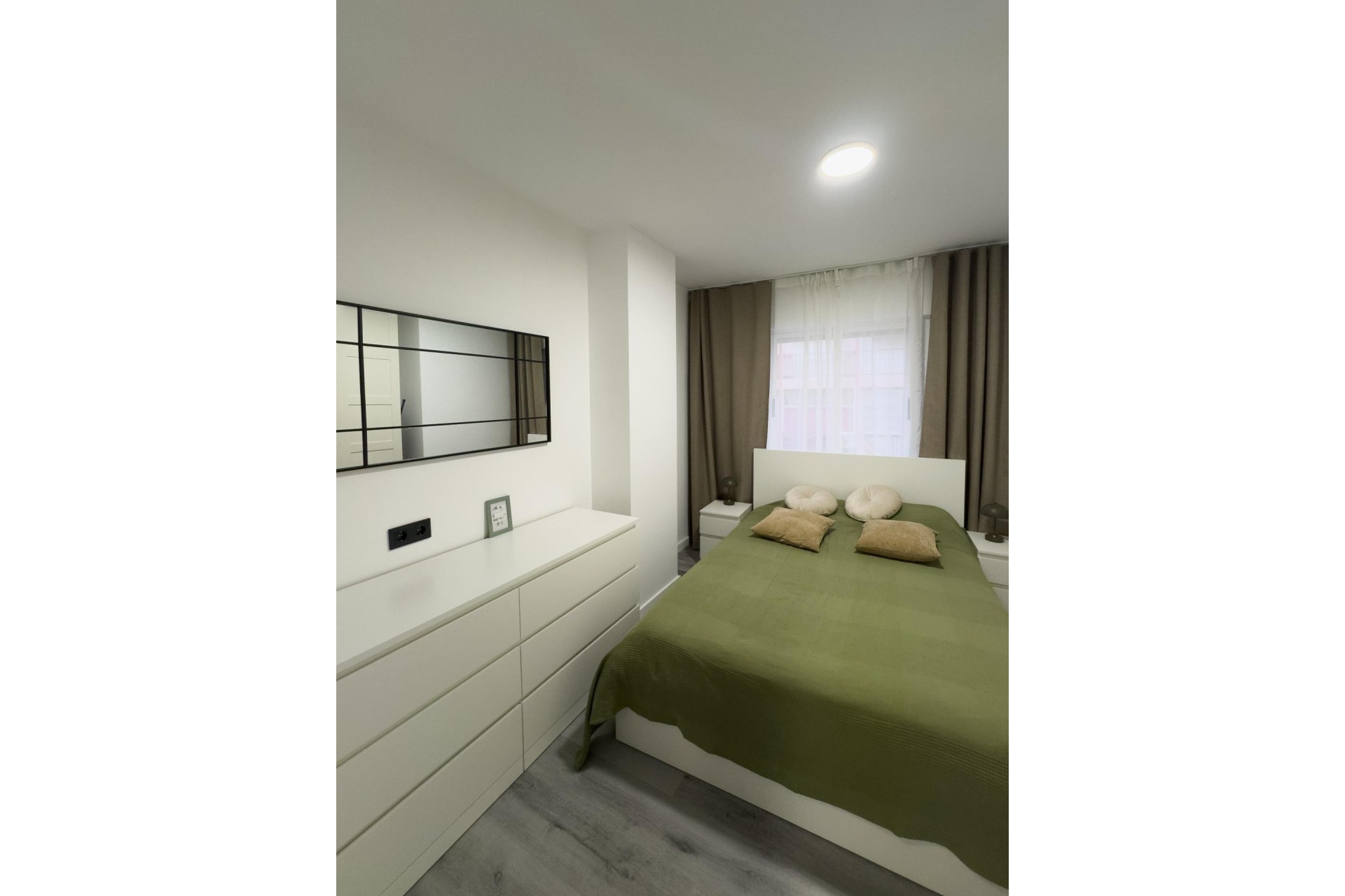 Återförsäljning - Apartment -
Torrevieja - Curva Del Palangre