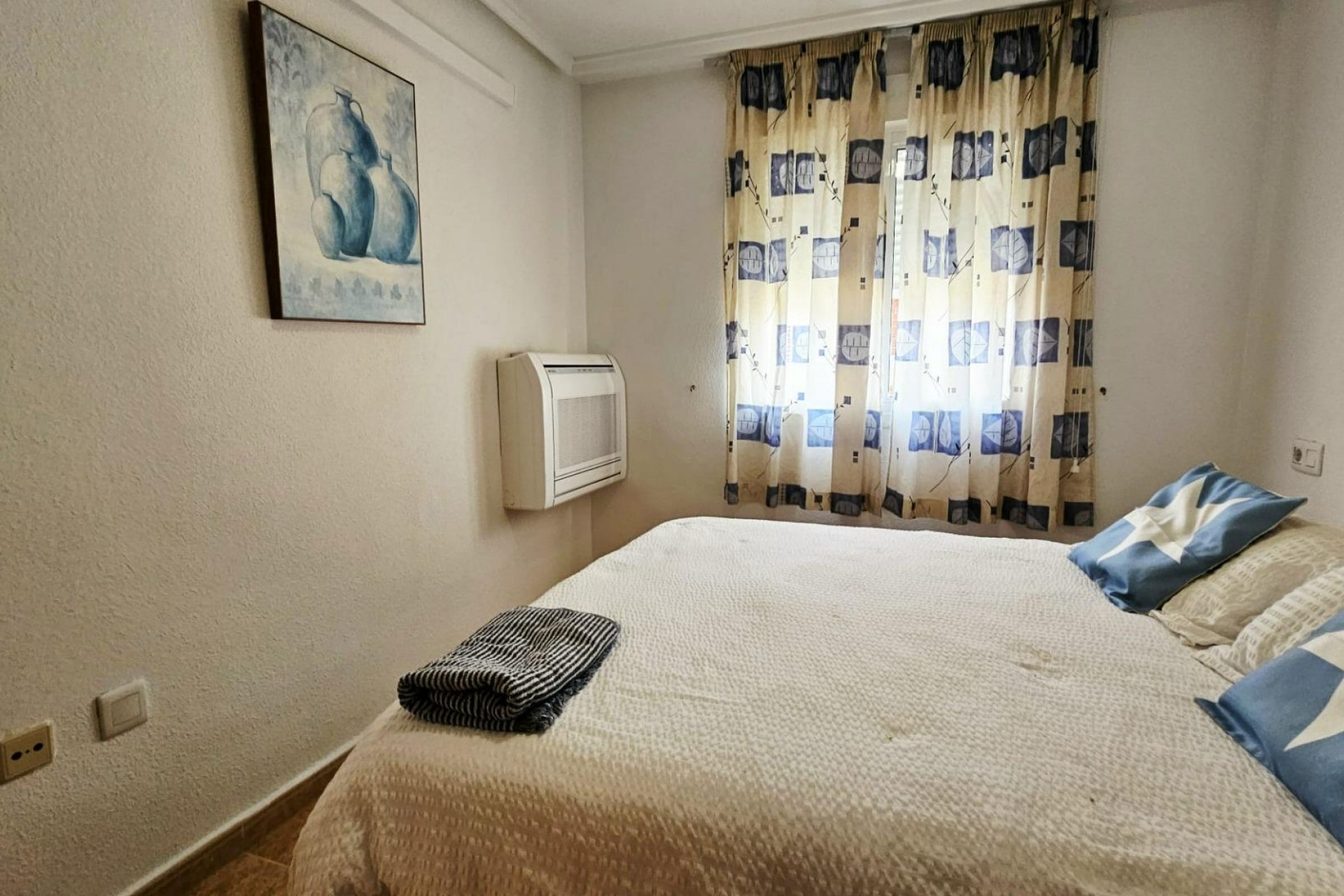 Återförsäljning - Apartment -
Torrevieja - Curva Del Palangre