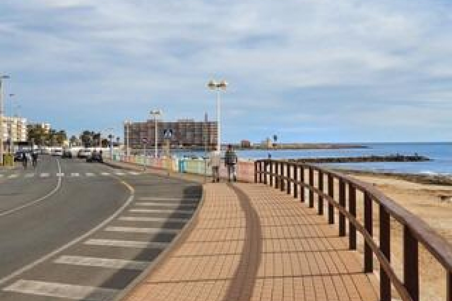 Återförsäljning - Apartment -
Torrevieja - Curva Del Palangre