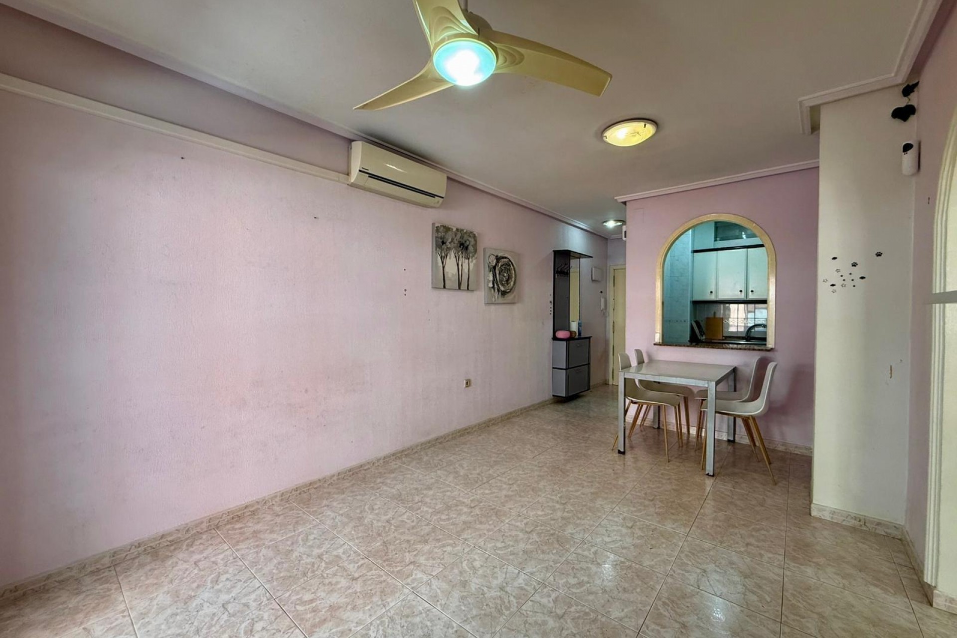 Återförsäljning - Apartment -
Torrevieja - Curva Del Palangre