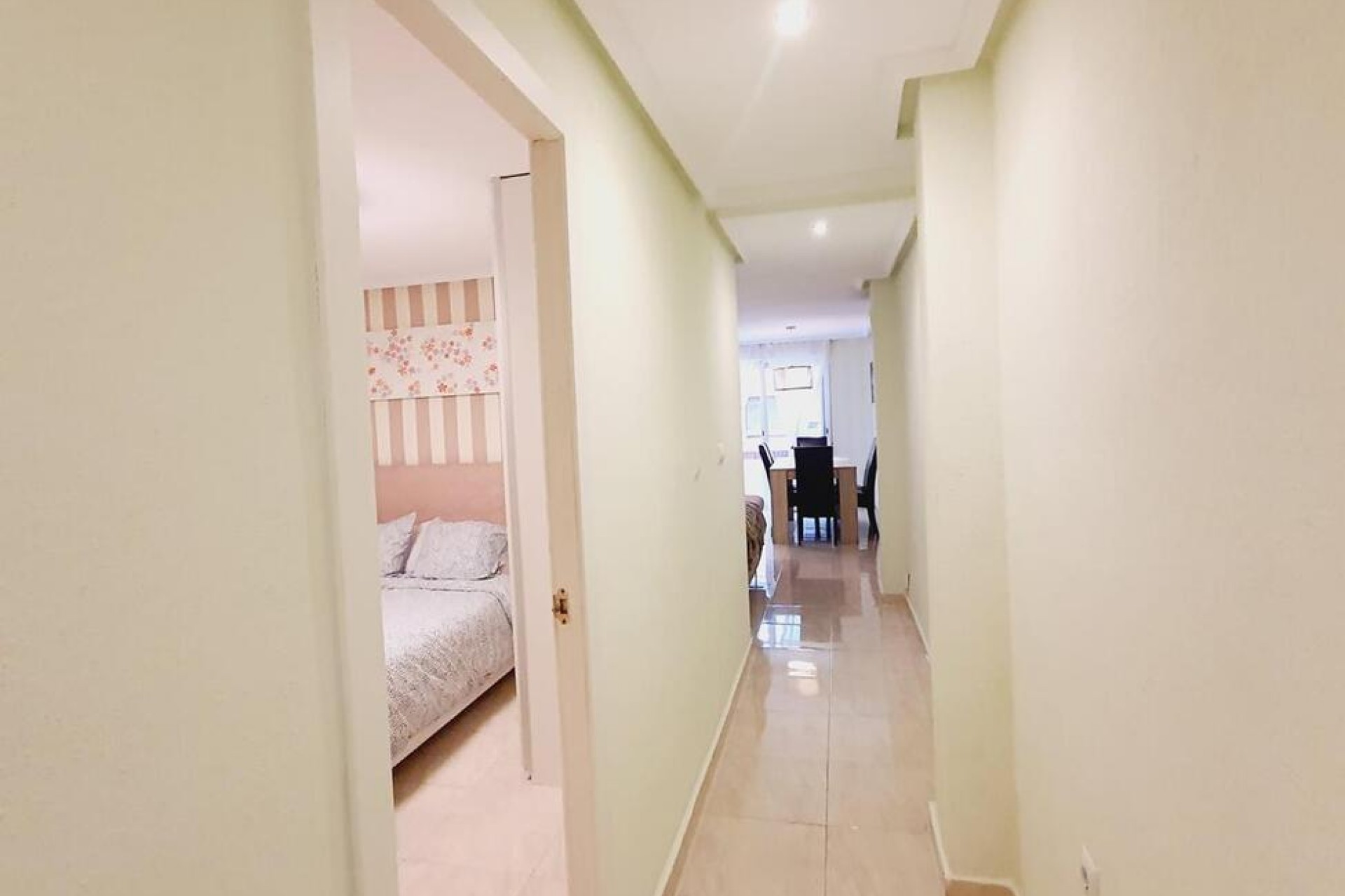 Återförsäljning - Apartment -
Torrevieja - DOWNTOWN