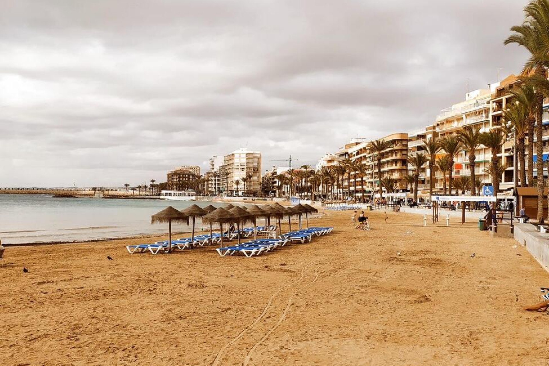 Återförsäljning - Apartment -
Torrevieja - DOWNTOWN