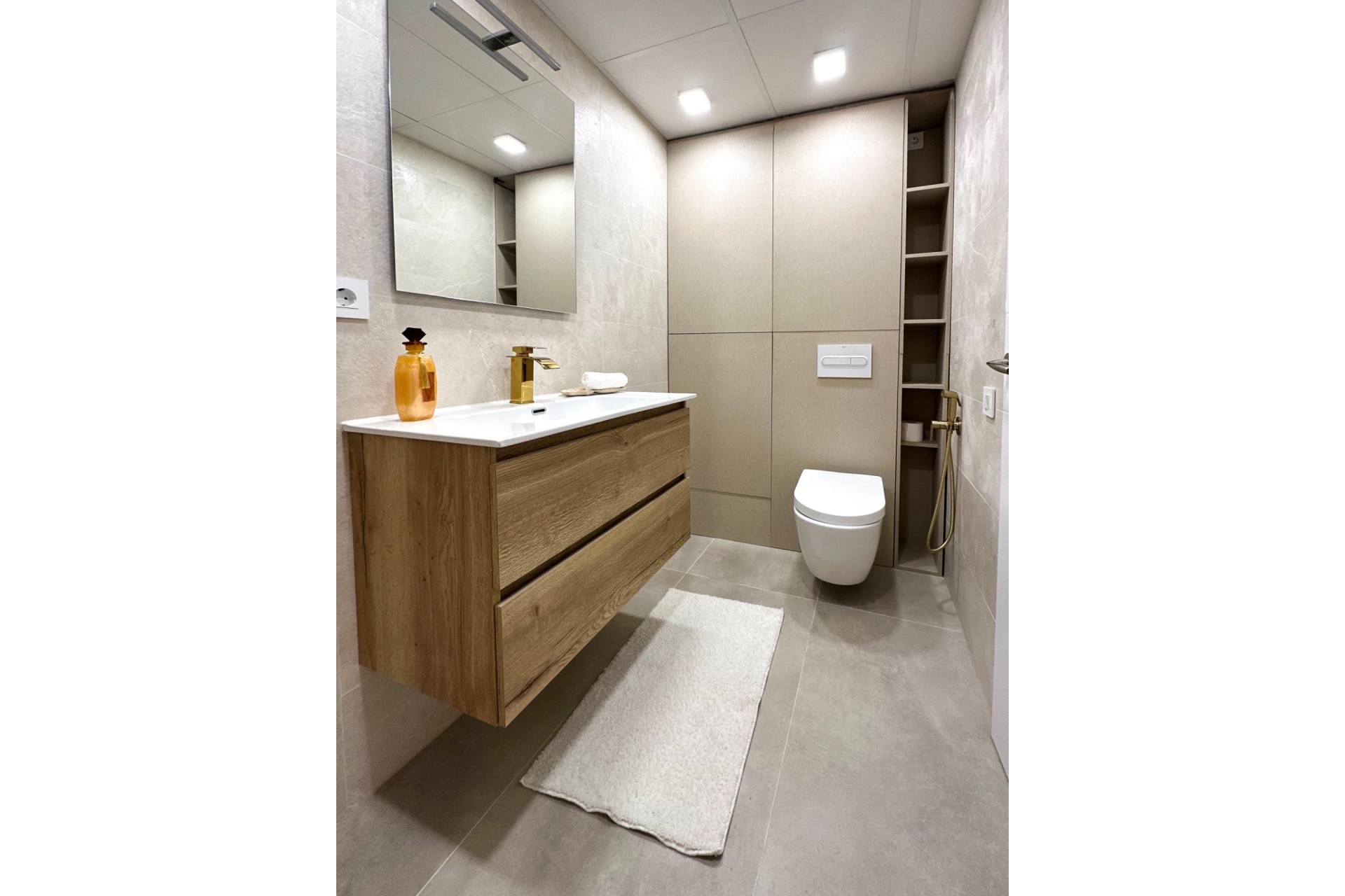 Återförsäljning - Apartment -
Torrevieja - El Acequión - Los Náufragos