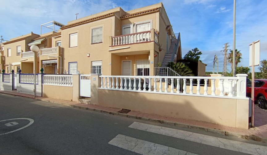 Återförsäljning - Apartment -
Torrevieja - El Limonar