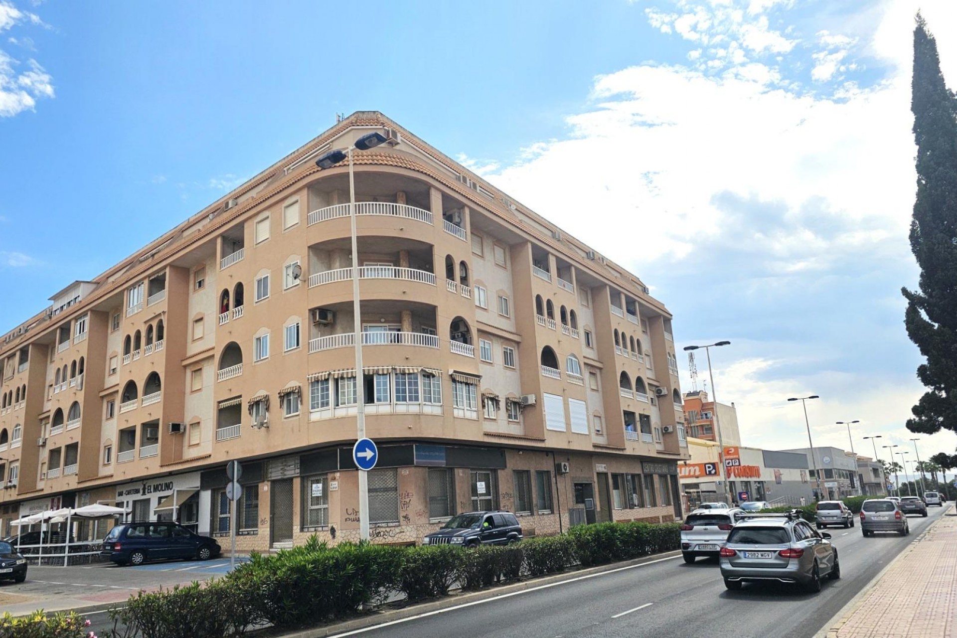 Återförsäljning - Apartment -
Torrevieja - El Molino