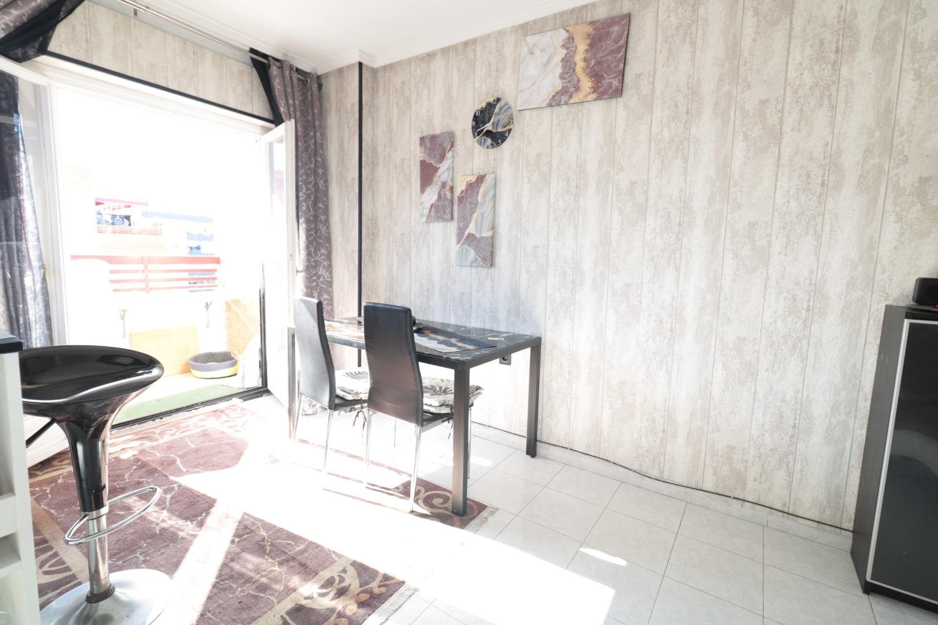 Återförsäljning - Apartment -
Torrevieja - El Molino