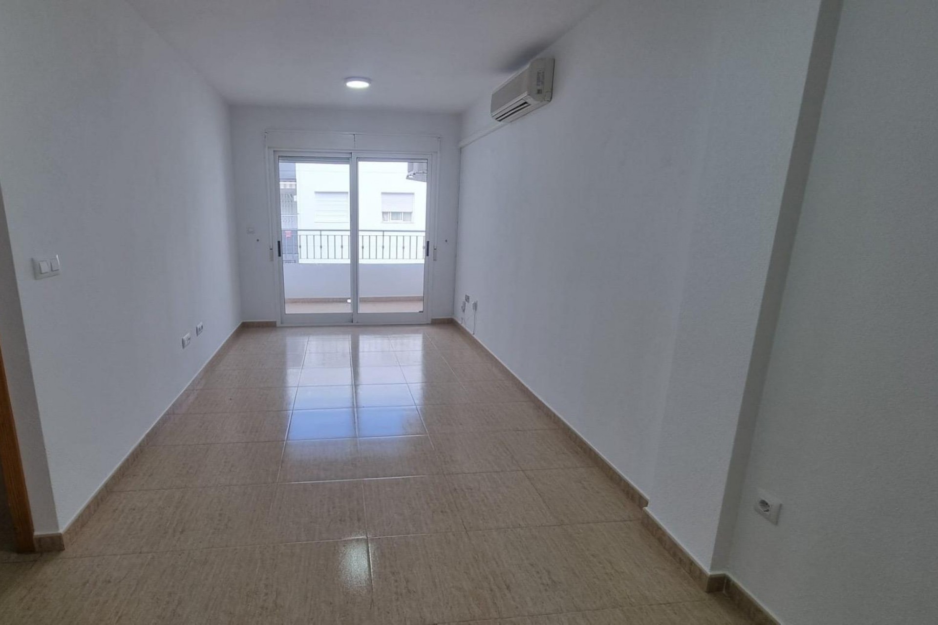 Återförsäljning - Apartment -
Torrevieja - El Molino