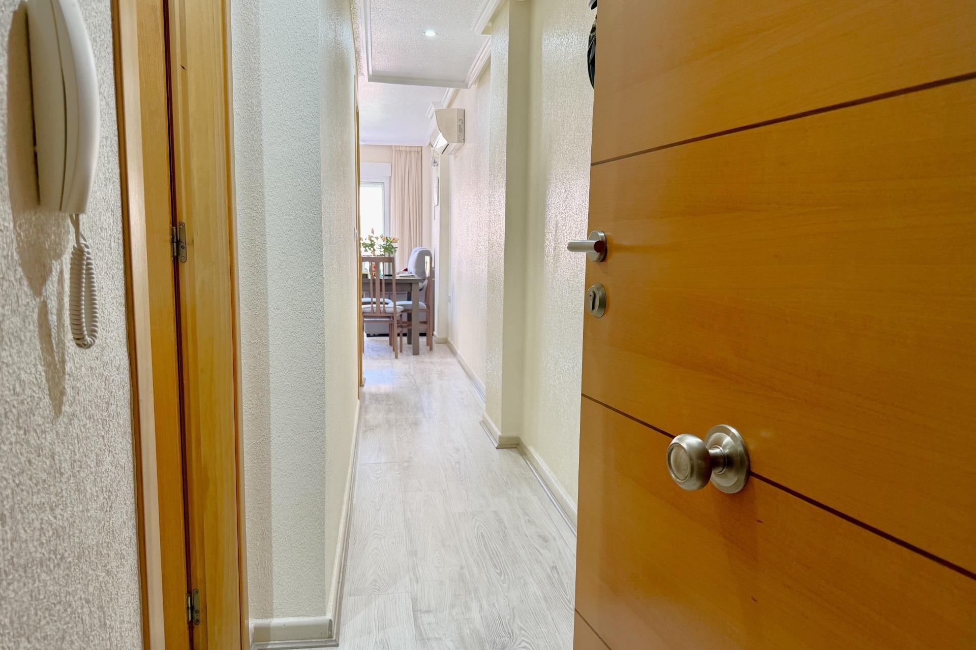 Återförsäljning - Apartment -
Torrevieja - El Molino