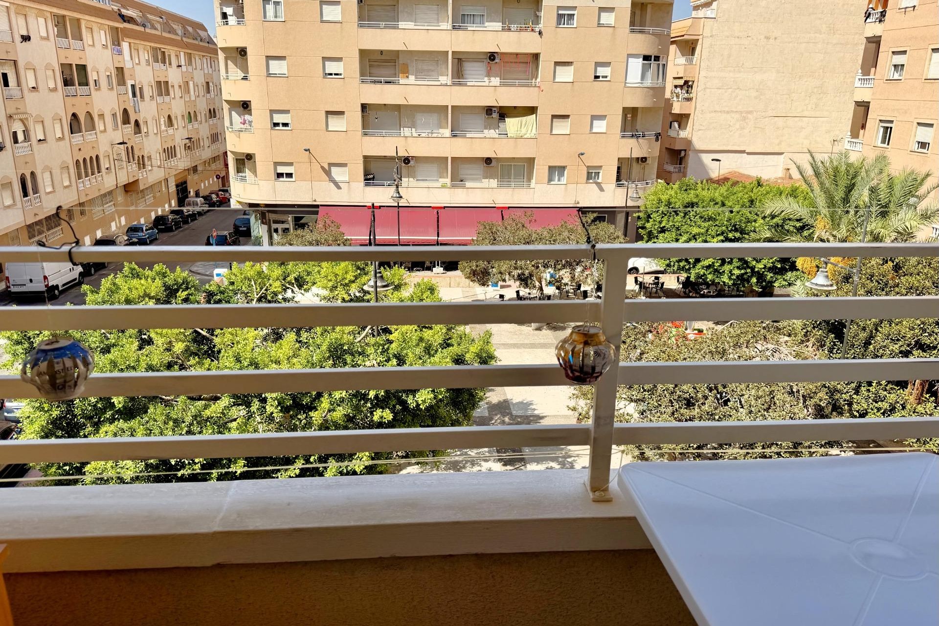 Återförsäljning - Apartment -
Torrevieja - El Molino