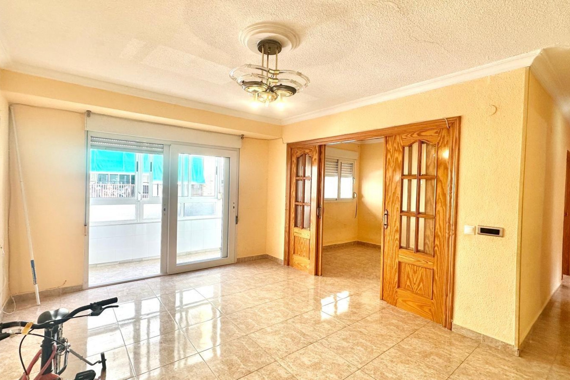 Återförsäljning - Apartment -
Torrevieja - Estacion De Autobuses