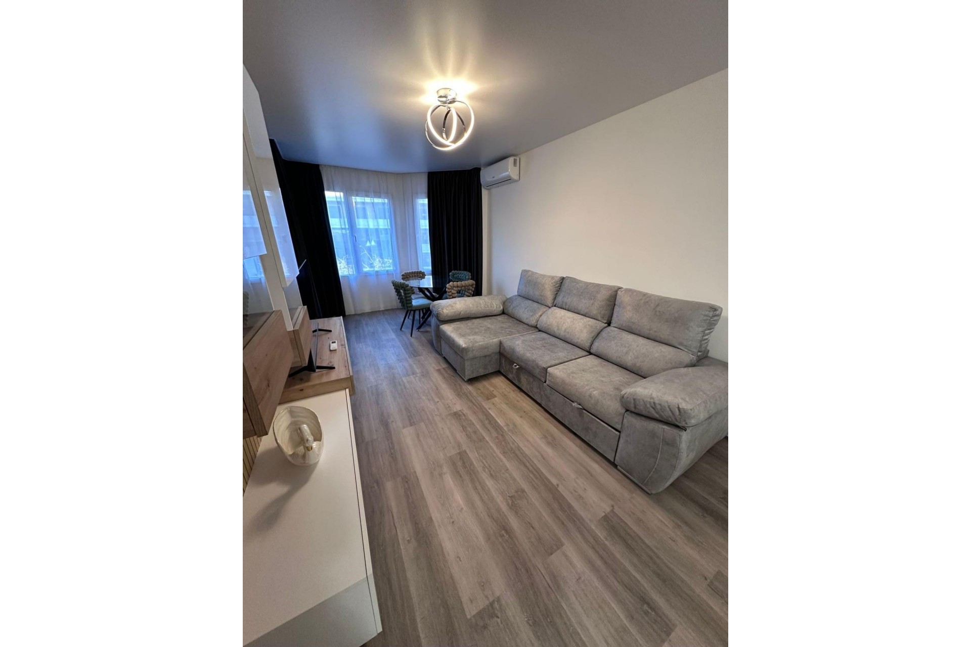 Återförsäljning - Apartment -
Torrevieja - Estacion De Autobuses