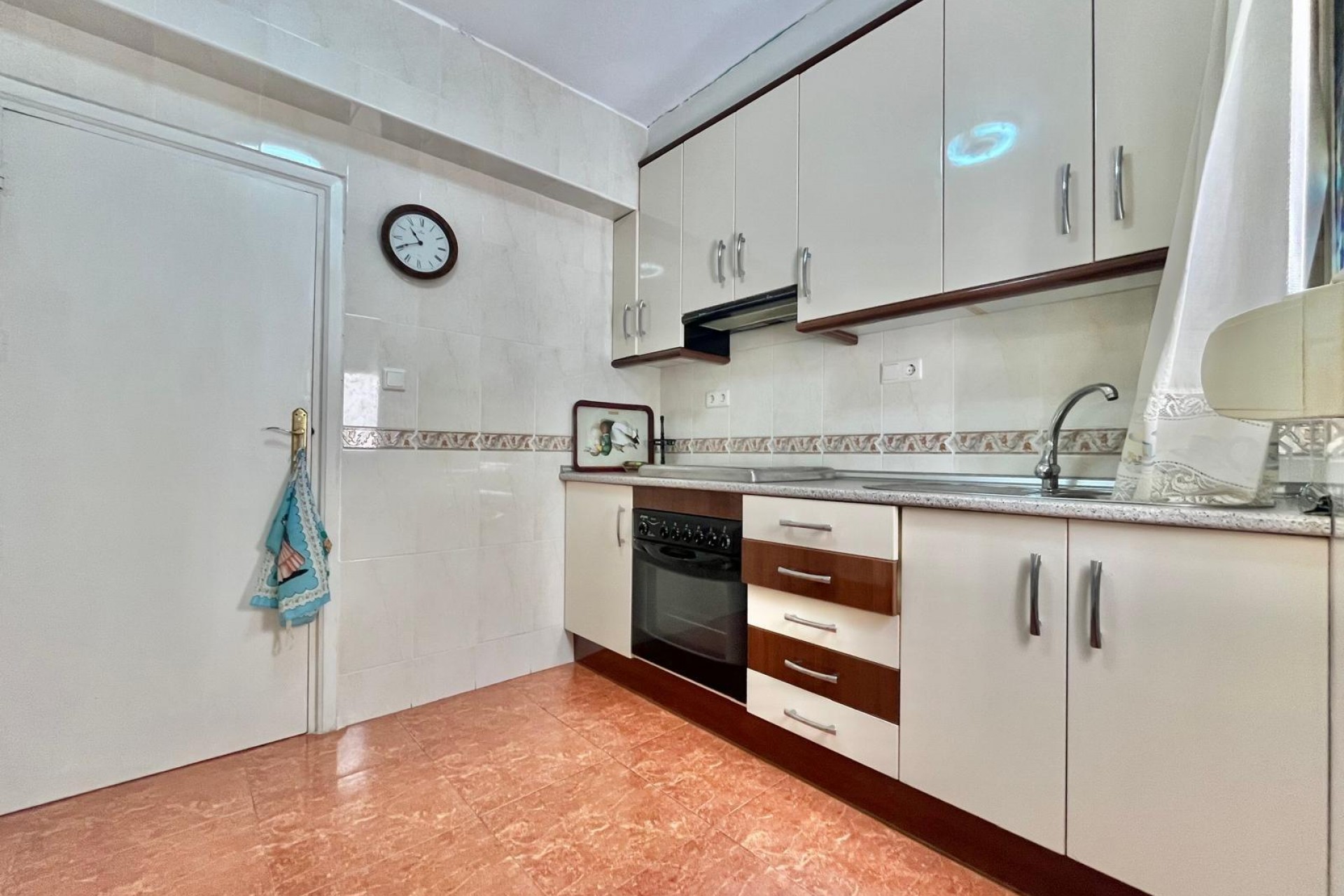 Återförsäljning - Apartment -
Torrevieja - Estacion De Autobuses