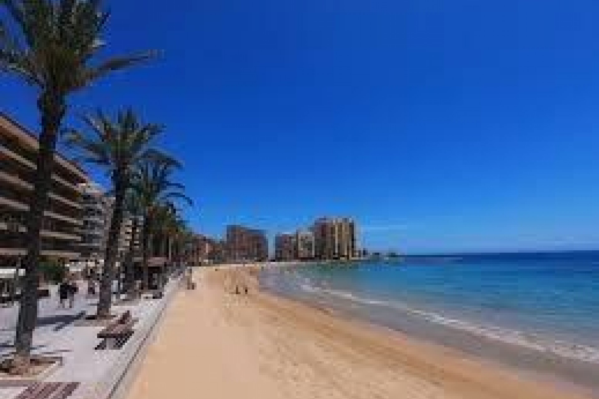 Återförsäljning - Apartment -
Torrevieja - Estacion De Autobuses