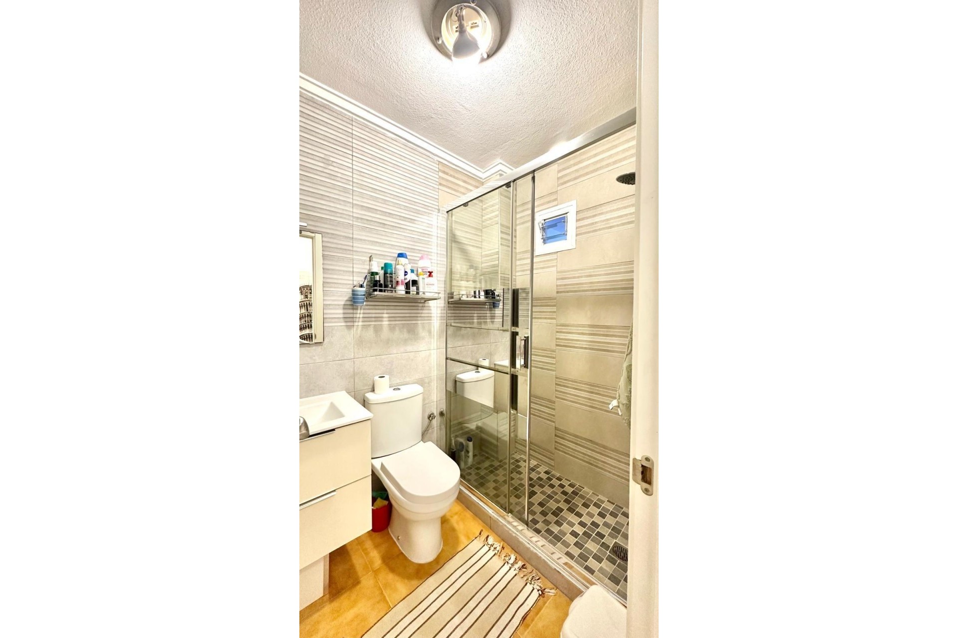 Återförsäljning - Apartment -
Torrevieja - Estacion De Autobuses