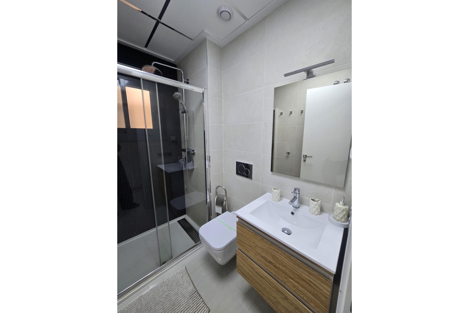 Återförsäljning - Apartment -
Torrevieja - Estacion De Autobuses