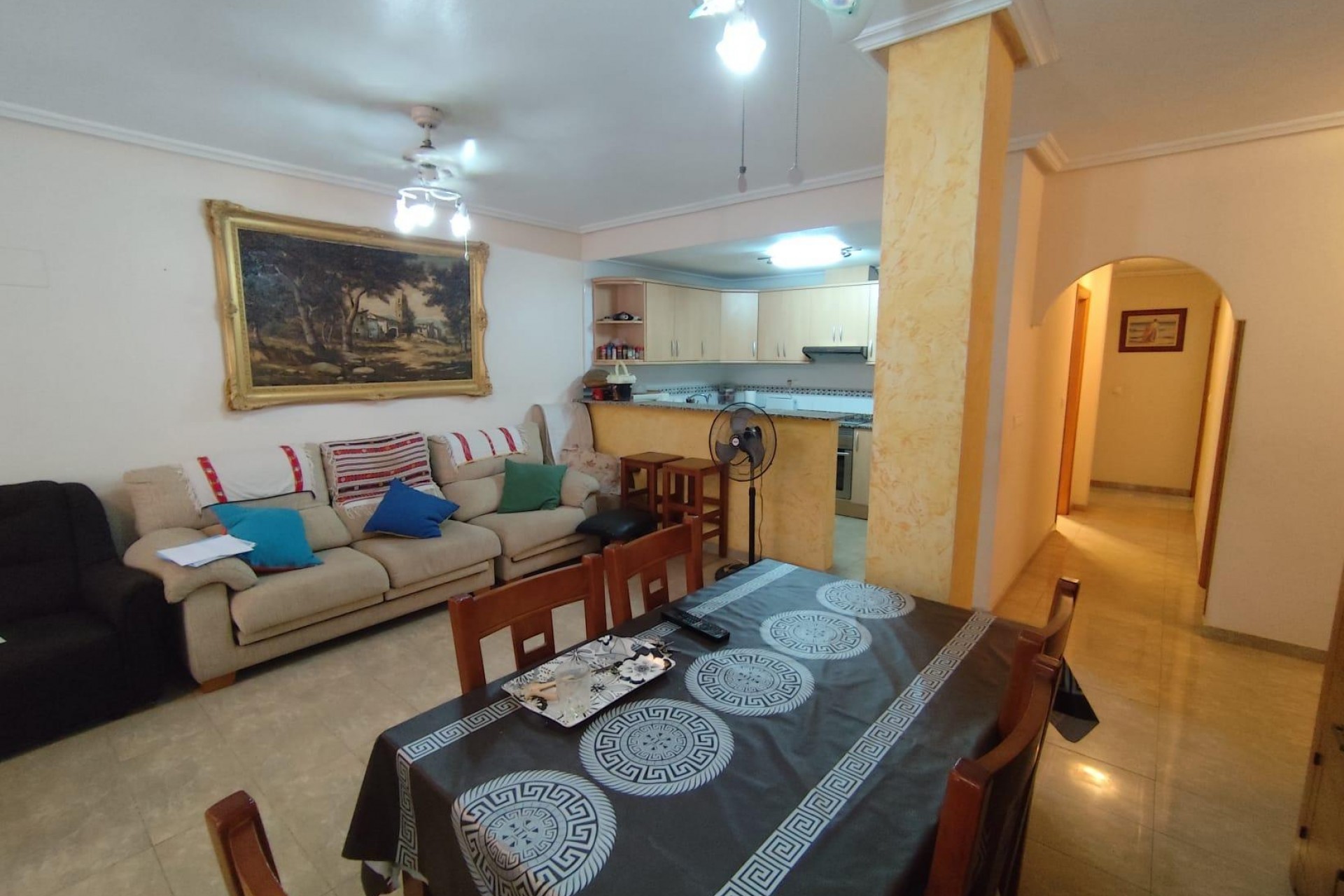 Återförsäljning - Apartment -
Torrevieja - Estacion De Autobuses