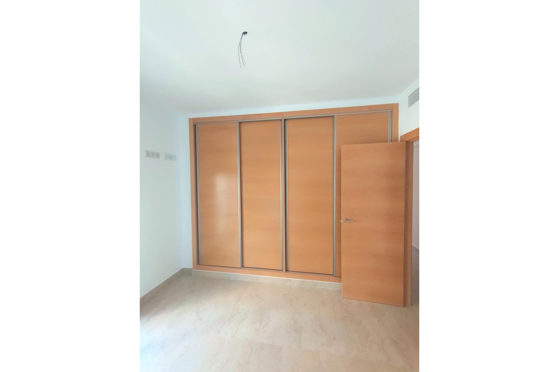 Återförsäljning - Apartment -
Torrevieja - Estacion De Autobuses