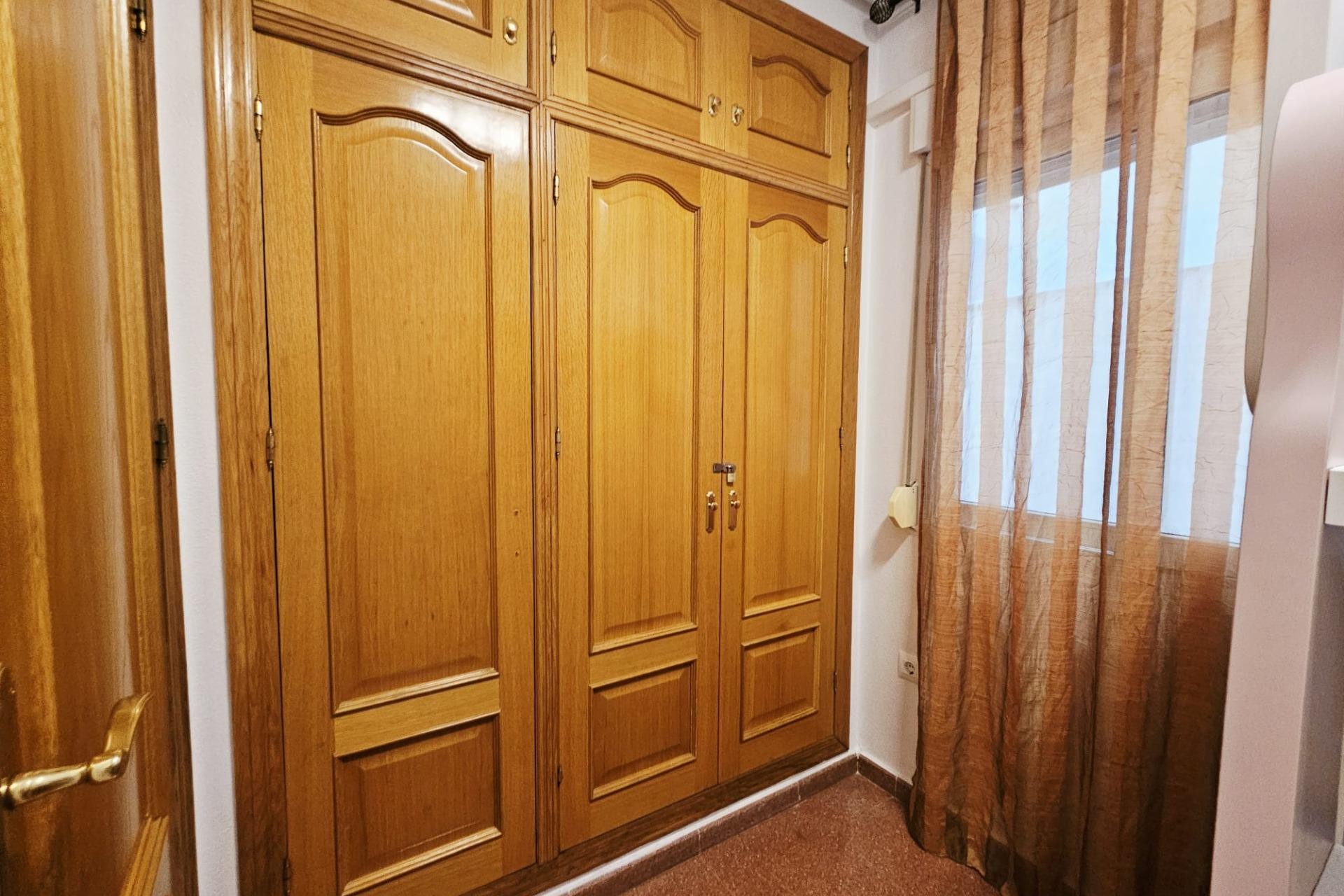 Återförsäljning - Apartment -
Torrevieja - Estacion De Autobuses