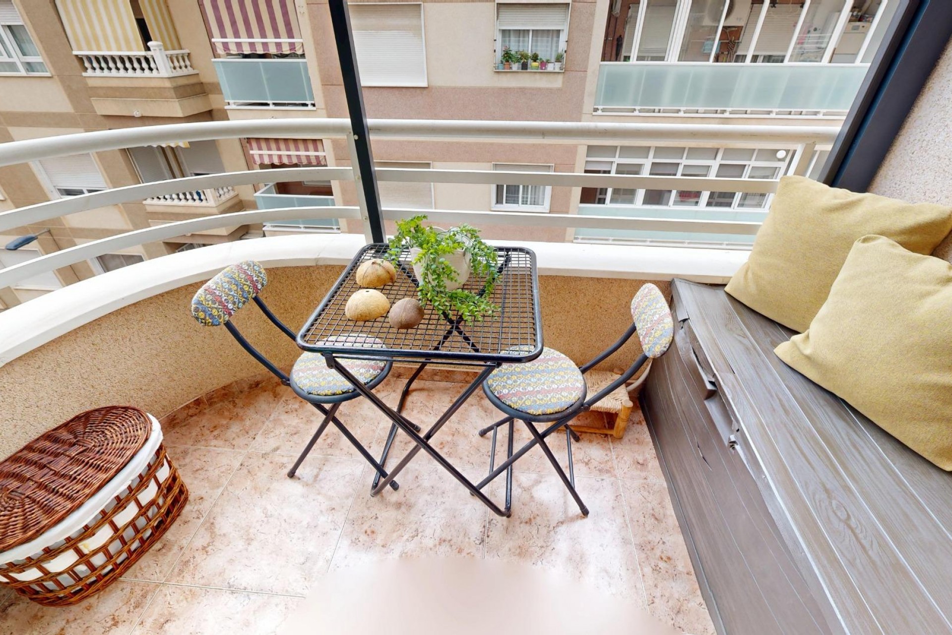 Återförsäljning - Apartment -
Torrevieja - Estacion De Autobuses