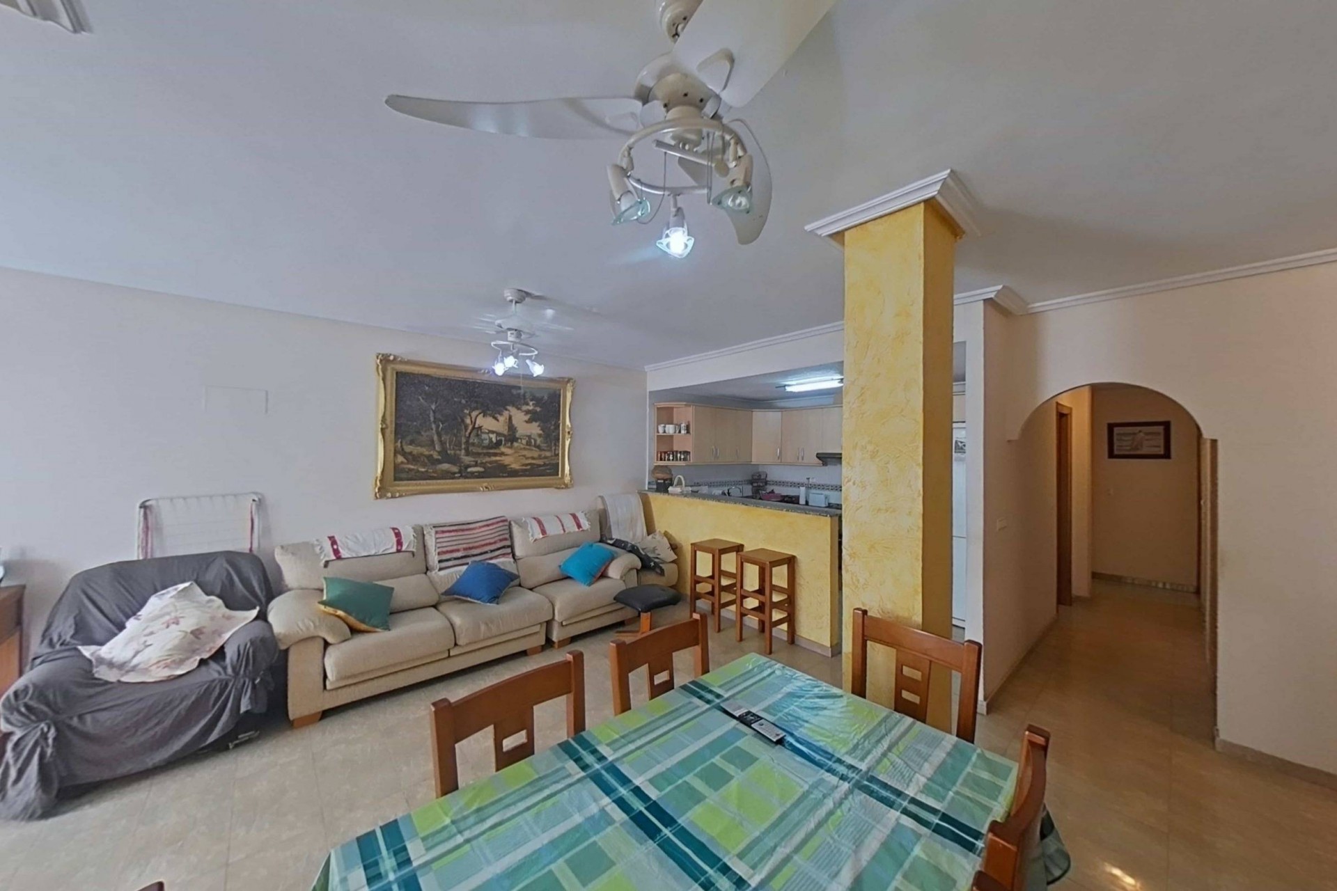 Återförsäljning - Apartment -
Torrevieja - Estacion De Autobuses