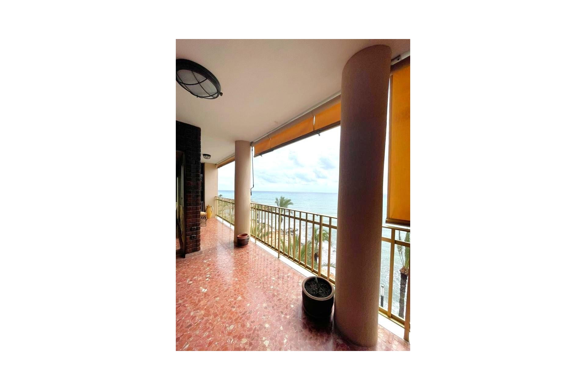 Återförsäljning - Apartment -
Torrevieja - Estacion De Autobuses