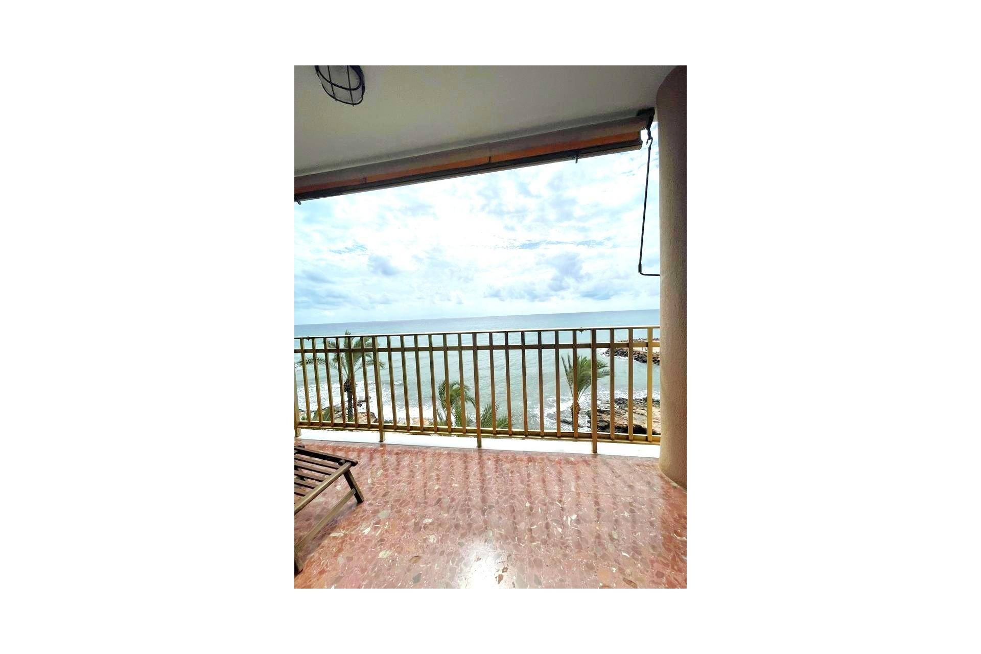 Återförsäljning - Apartment -
Torrevieja - Estacion De Autobuses