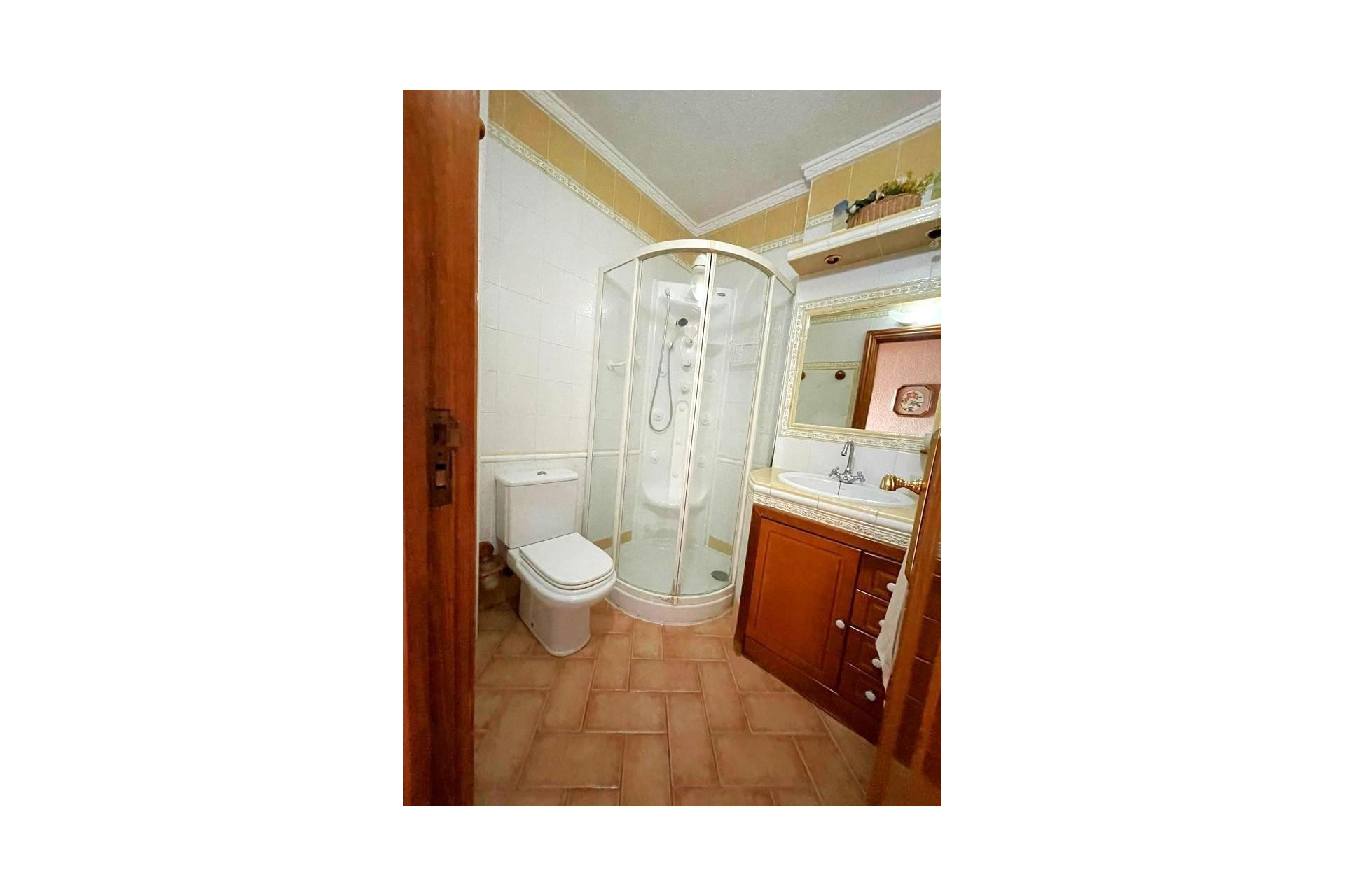 Återförsäljning - Apartment -
Torrevieja - Estacion De Autobuses