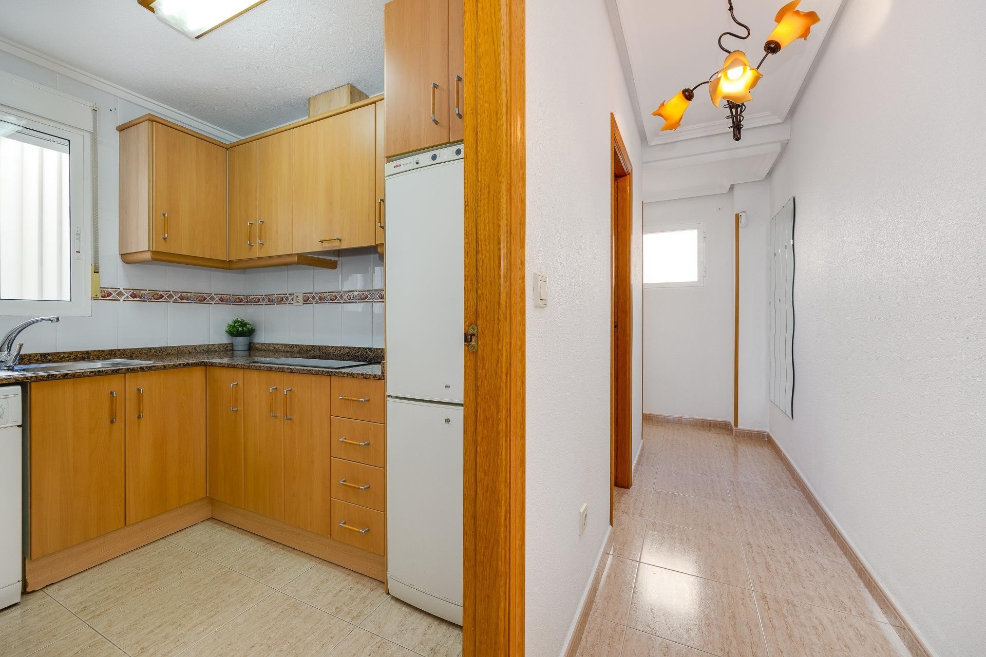 Återförsäljning - Apartment -
Torrevieja - Estacion De Autobuses