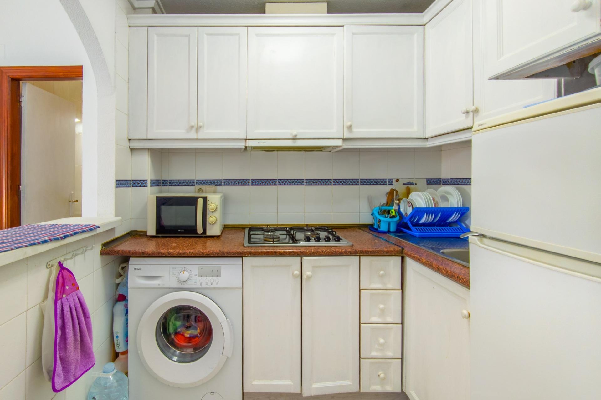 Återförsäljning - Apartment -
Torrevieja - Estacion De Autobuses