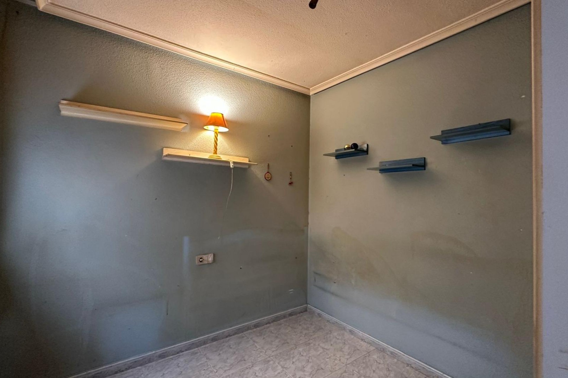 Återförsäljning - Apartment -
Torrevieja - Estacion De Autobuses