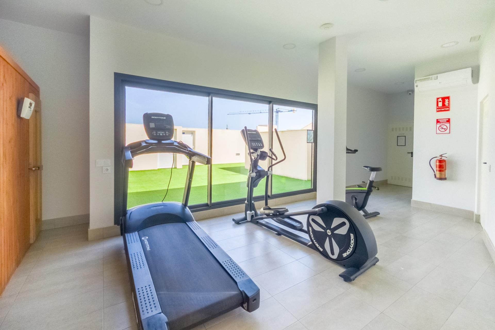 Återförsäljning - Apartment -
Torrevieja - Estacion De Autobuses