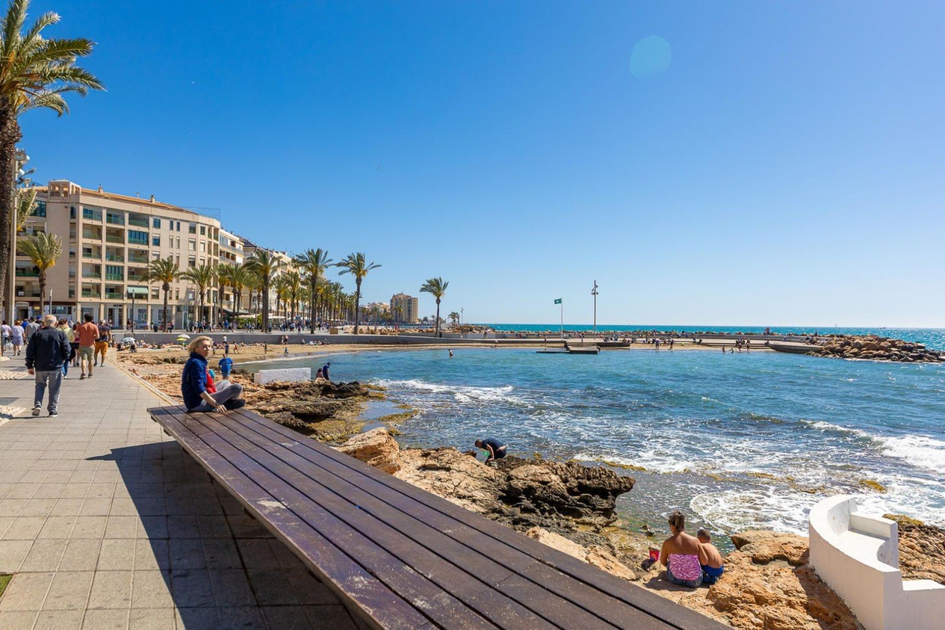 Återförsäljning - Apartment -
Torrevieja - Estacion De Autobuses