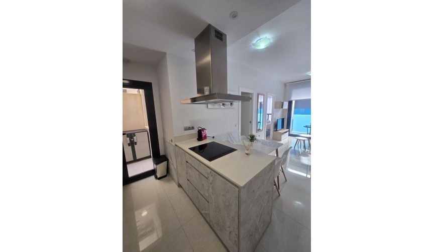 Återförsäljning - Apartment -
Torrevieja - Estacion De Autobuses