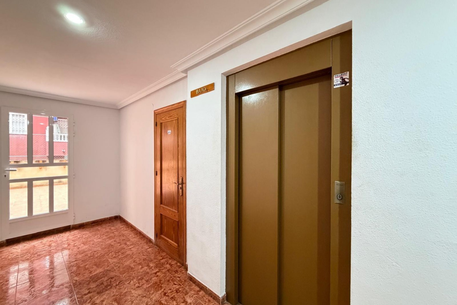 Återförsäljning - Apartment -
Torrevieja - Estacion De Autobuses