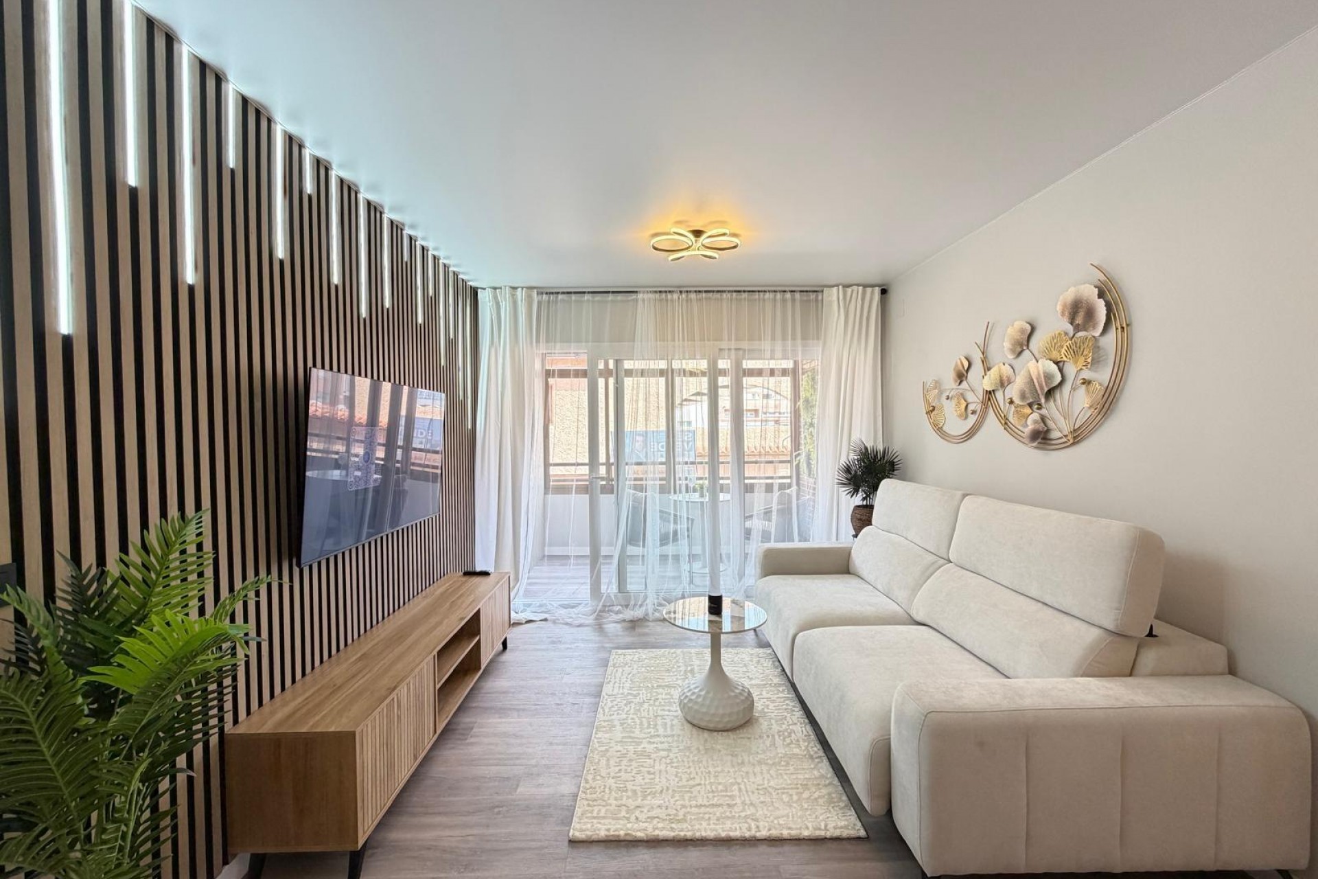 Återförsäljning - Apartment -
Torrevieja - Estacion De Autobuses
