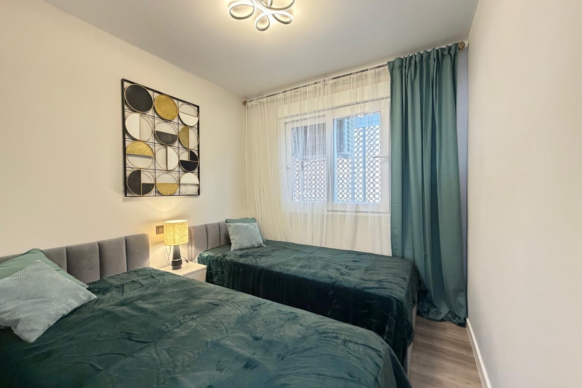 Återförsäljning - Apartment -
Torrevieja - Estacion De Autobuses