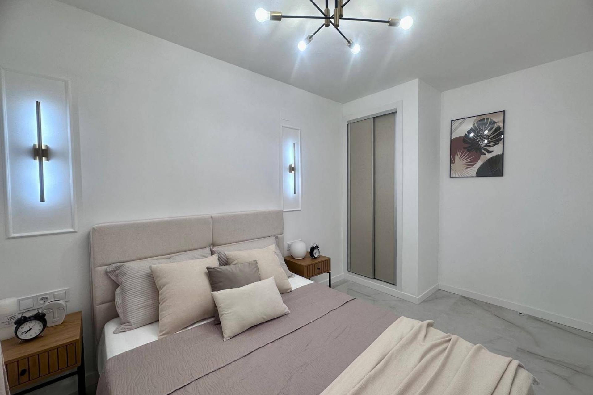 Återförsäljning - Apartment -
Torrevieja - Estacion De Autobuses