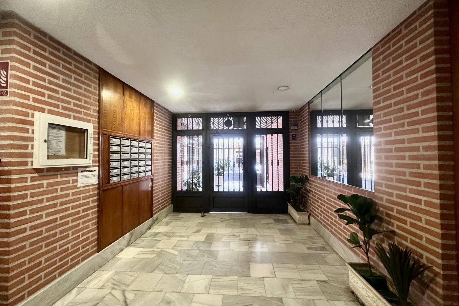 Återförsäljning - Apartment -
Torrevieja - Estacion De Autobuses