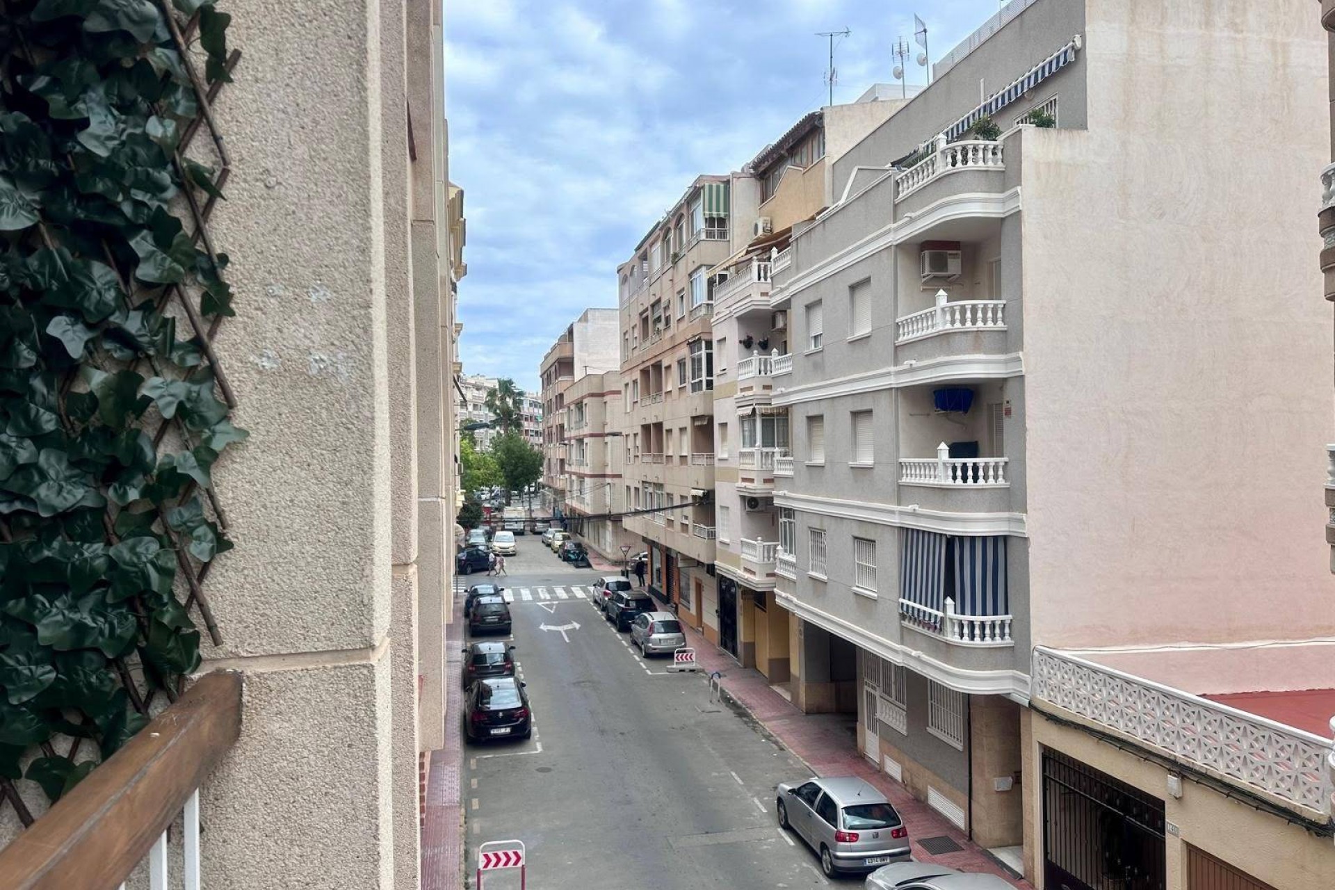 Återförsäljning - Apartment -
Torrevieja - Estacion De Autobuses