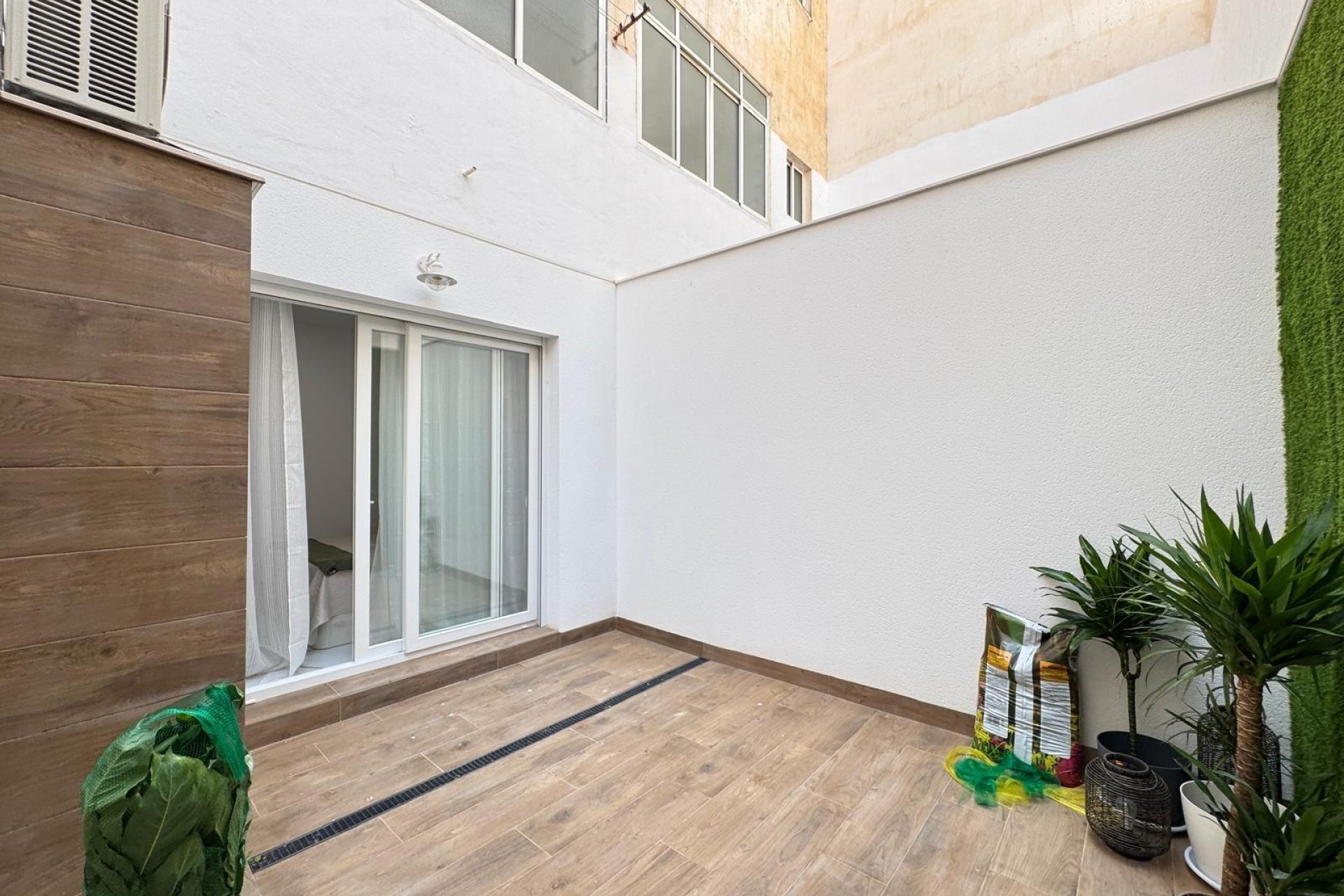 Återförsäljning - Apartment -
Torrevieja - Estacion De Autobuses