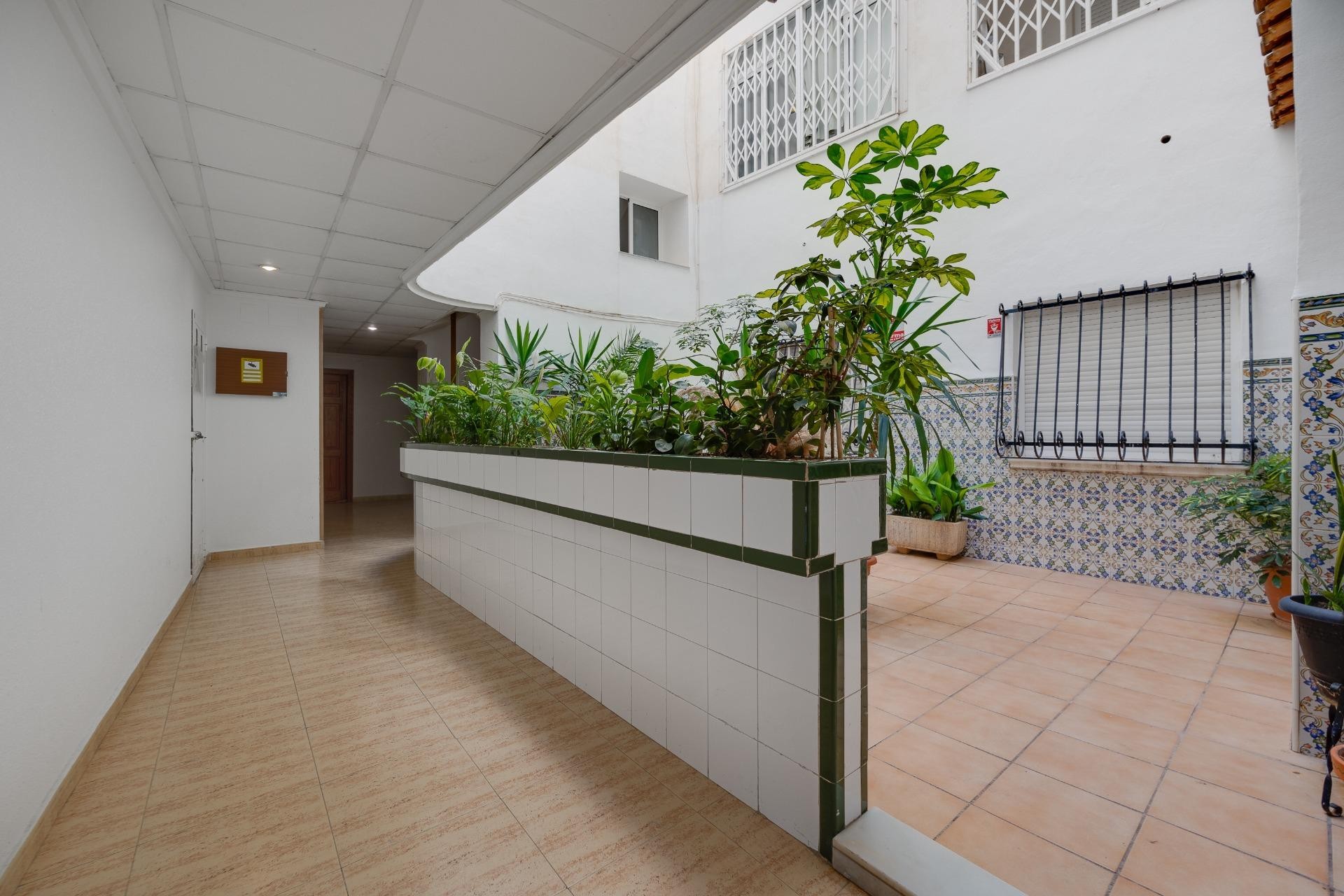 Återförsäljning - Apartment -
Torrevieja - Estacion De Autobuses